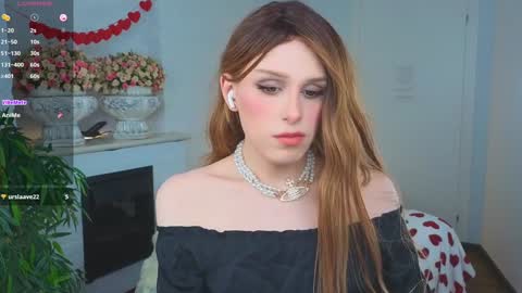 LITTLE FOX online show from 02/05/25, 02:16