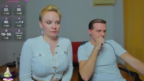 Candice and Mark online show from 12/19/24, 08:34