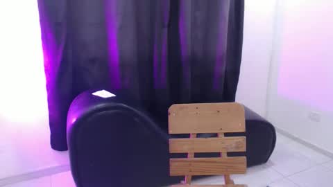 yuky online show from 04/23/26, 08:00