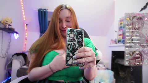 Snapshot of _yummy_girl_ chatting on 02/07/25, 06:13 Polly online show from 02/07/25, 06:13