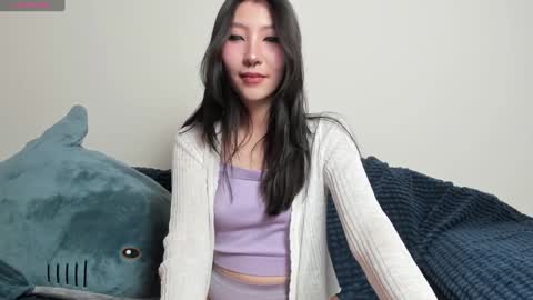 Mia online show from 12/04/24, 04:38