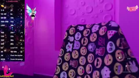 Snapshot of _yuyi chatting on 11/13/25, 12:26 Yuyi online show from 11/13/25, 12:26