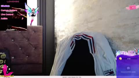 Snapshot of _yuyi chatting on 12/14/25, 11:26 Yuyi online show from 12/14/25, 11:26