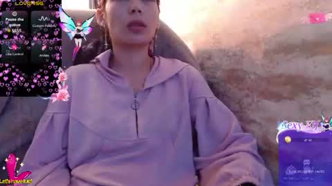 Yuyi online show from 07/16/26, 04:07