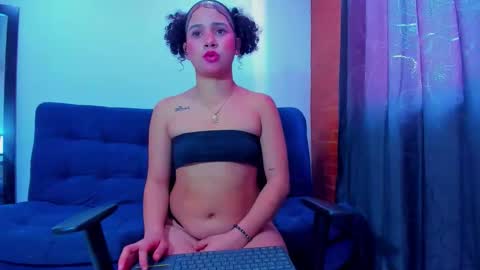 Snapshot of _zara_rosse chatting on 05/22/26, 12:22 ZARA online show from 05/22/26, 12:22