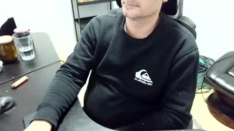 Zeus online show from 11/20/25, 04:23