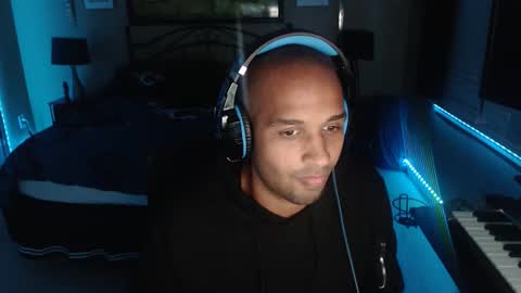 Snapshot of a4orce chatting on 11/18/25, 01:55 a4orce online show from 11/18/25, 01:55