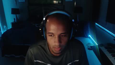 Snapshot of a4orce chatting on 11/20/25, 02:12 a4orce online show from 11/20/25, 02:12