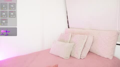 Alexandra  online show from 11/08/25, 09:31