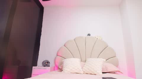 Aisha online show from 10/28/25, 11:58