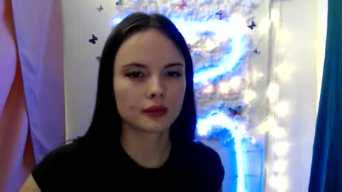 Snapshot of a_ariella_ chatting on 10/02/25, 12:56 a_ariella_ online show from 10/02/25, 12:56