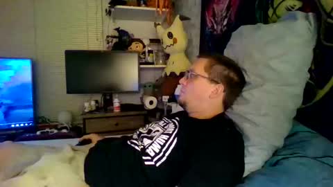 Snapshot of a_bored_dragon chatting on 09/25/25, 11:36 A Bored Dragon online show from 09/25/25, 11:36