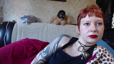 Snapshot of a_damn_good_coffee chatting on 10/01/25, 12:00 a_damn_good_coffee online show from 10/01/25, 12:00