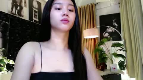 Snapshot of a_r_i_a_n_n_a chatting on 11/29/25, 08:39 Lovely Yana online show from 11/29/25, 08:39