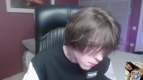 Kris Michael online show from 12/17/25, 02:34