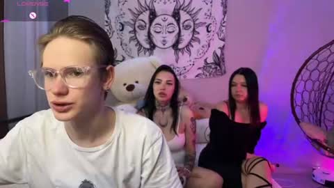 Kris Michael online show from 07/20/26, 03:58