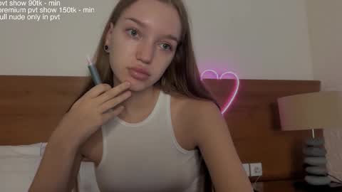 Snapshot of aaangel_dust chatting on 02/27/26, 10:15 aaangel_dust online show from 02/27/26, 10:15