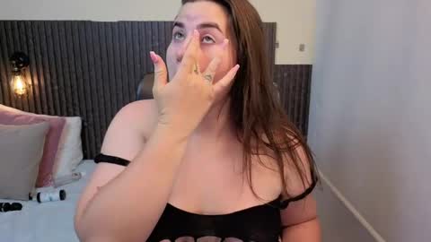 Abby Lee  online show from 05/09/26, 05:29