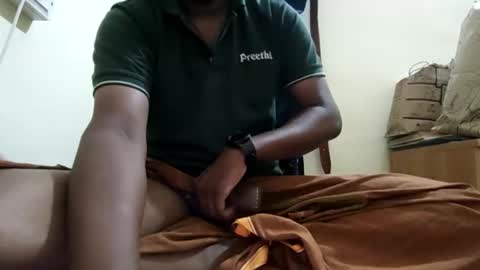 Aachujos online show from 10/20/25, 01:28