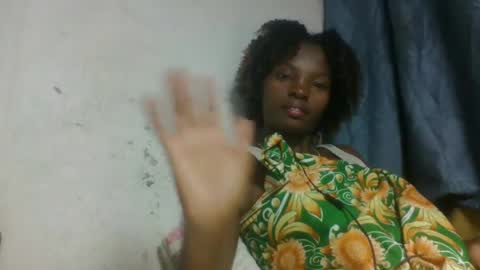 aadienne online show from 04/12/26, 05:51