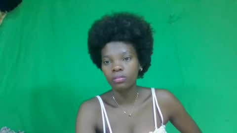Snapshot of aadienne chatting on 05/26/26, 12:06 aadienne online show from 05/26/26, 12:06