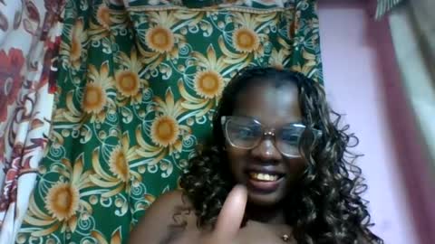 Snapshot of aadienne chatting on 07/04/26, 10:16 aadienne online show from 07/04/26, 10:16