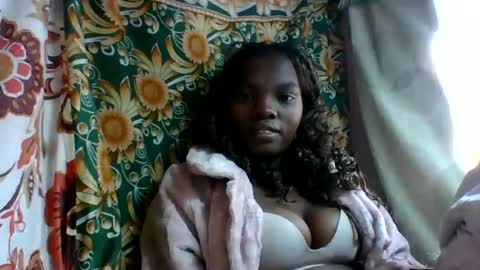 Snapshot of aadienne chatting on 07/07/26, 06:47 aadienne online show from 07/07/26, 06:47