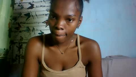 Snapshot of aadienne chatting on 07/28/26, 06:31 aadienne online show from 07/28/26, 06:31