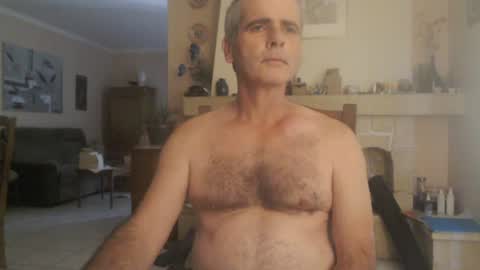 Snapshot of aalex1717 chatting on 07/14/26, 10:21 Aalex1717 online show from 07/14/26, 10:21