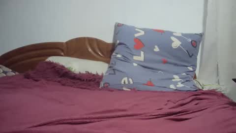 Snapshot of aalissaaxoliver chatting on 02/20/25, 11:10 AalissaaXOliver online show from 02/20/25, 11:10