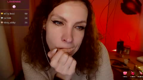 Snapshot of aamazingjoi chatting on 01/11/25, 08:54 Katie online show from 01/11/25, 08:54