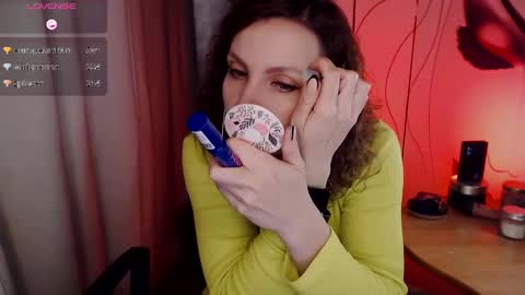 Snapshot of aamazingjoi chatting on 02/05/25, 06:56 Katie online show from 02/05/25, 06:56