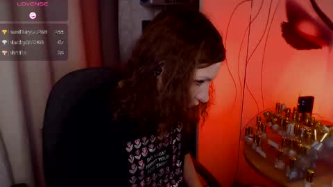 Snapshot of aamazingjoi chatting on 02/11/25, 08:15 Katie online show from 02/11/25, 08:15