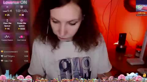 Snapshot of aamazingjoi chatting on 02/16/25, 01:14 Katie online show from 02/16/25, 01:14