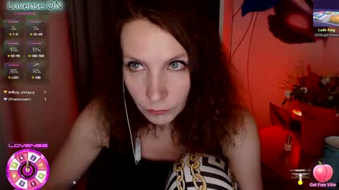 Snapshot of aamazingjoi chatting on 02/22/25, 09:37 Katie online show from 02/22/25, 09:37