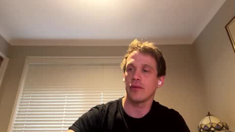 Snapshot of aanal341330 chatting on 09/18/25, 08:05 Kris online show from 09/18/25, 08:05