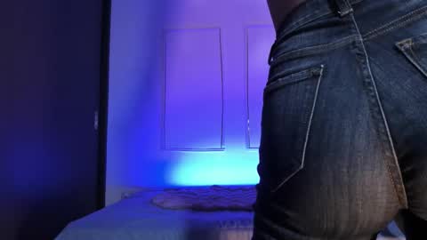 andrea online show from 01/09/26, 03:53