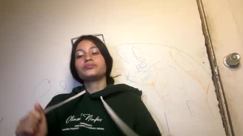 antonella   online show from 10/05/25, 05:28