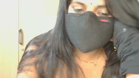 Snapshot of aaradhya_sexy_88 chatting on 10/16/25, 08:37 aaradhya_sexy_88 online show from 10/16/25, 08:37