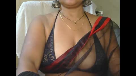 Snapshot of aaradhya_sexy_88 chatting on 10/28/25, 11:36 aaradhya_sexy_88 online show from 10/28/25, 11:36