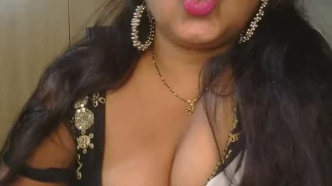 Snapshot of aaradhya_sexy_88 chatting on 11/10/25, 10:03 aaradhya_sexy_88 online show from 11/10/25, 10:03