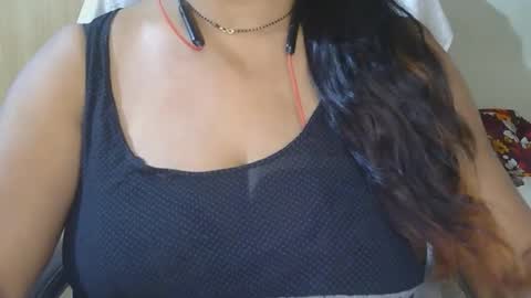 aaradhya_sexy_88 online show from 03/25/26, 11:05