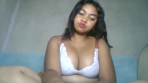 aariciah online show from 04/13/26, 06:52