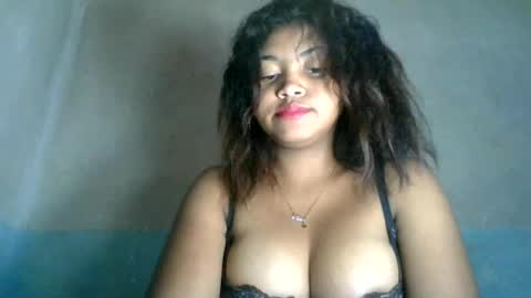Snapshot of aariciah chatting on 07/27/26, 10:22 aariciah online show from 07/27/26, 10:22
