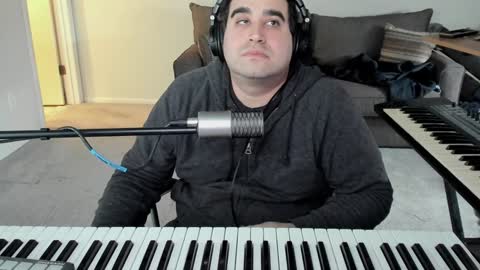 Snapshot of aaroleplayer chatting on 12/28/24, 05:03 Aaron online show from 12/28/24, 05:03