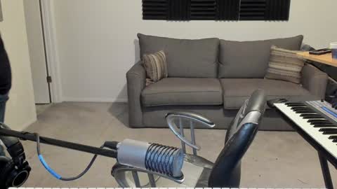 Snapshot of aaroleplayer chatting on 01/01/25, 02:51 Aaron online show from 01/01/25, 02:51