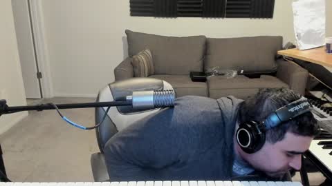 Snapshot of aaroleplayer chatting on 01/09/25, 12:25 Aaron online show from 01/09/25, 12:25