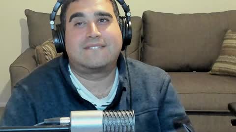 Snapshot of aaroleplayer chatting on 01/25/25, 12:38 Aaron online show from 01/25/25, 12:38