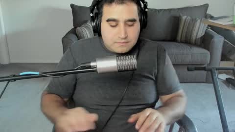 Snapshot of aaroleplayer chatting on 03/09/25, 09:14 Aaron online show from 03/09/25, 09:14