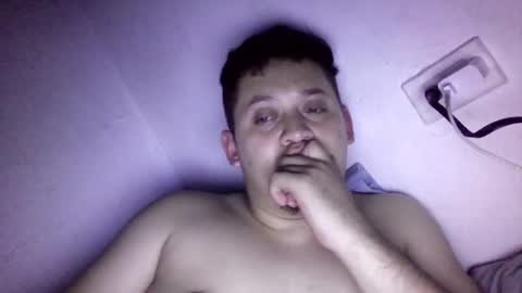 Snapshot of aaron1026a chatting on 01/16/25, 12:02 Liamaten online show from 01/16/25, 12:02